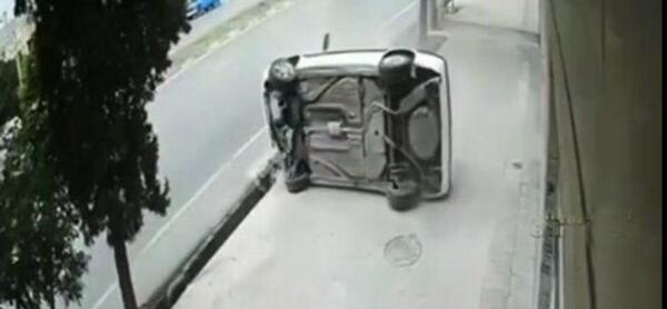 عکس پژو پارس چپ شده