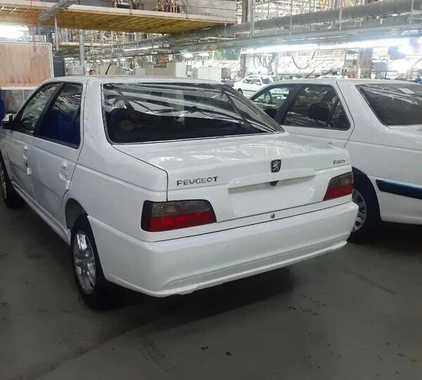 عکس پژو پارس سال با موتور xu7p