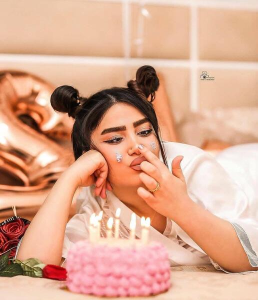 ژست عکس تولد ویسگون