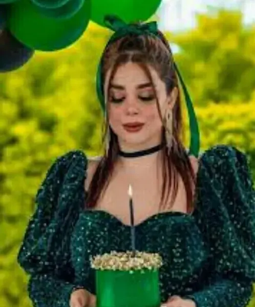 ژست عکس تولد ویسگون