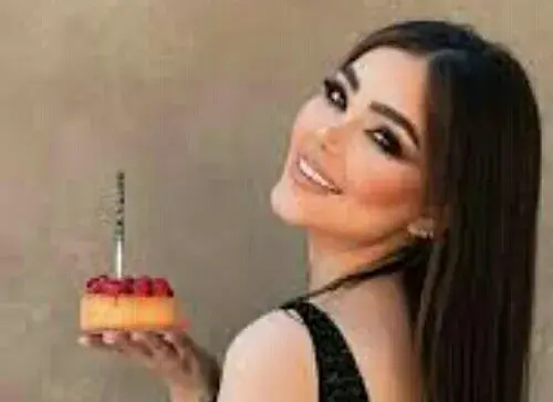 ژست عکس تولد ویسگون