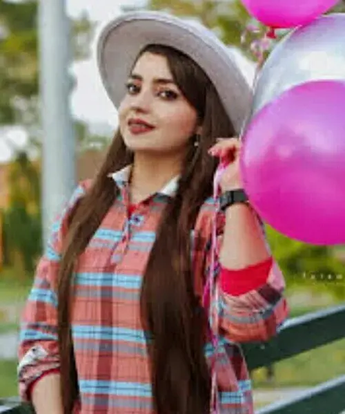 ژست عکس تولد ویسگون