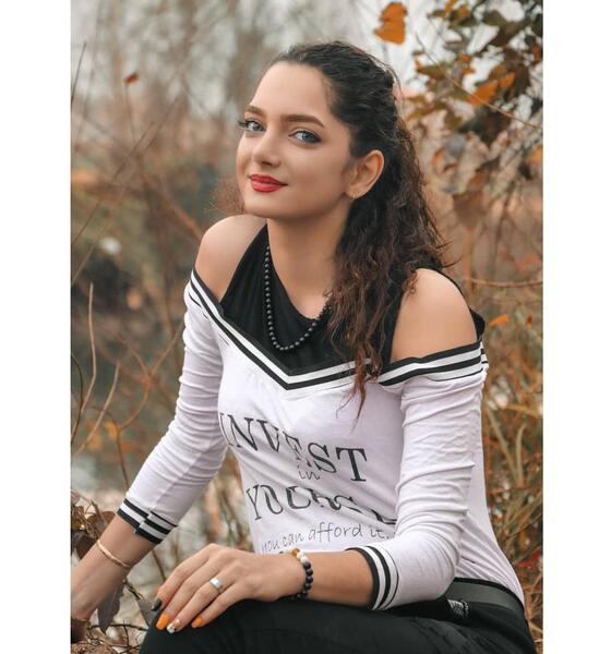 ژست عکس ویسگون