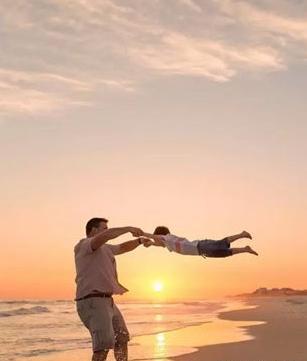 ژست عکس با غروب دریا