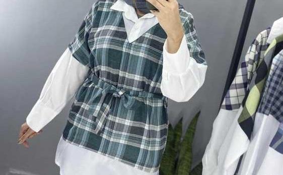 ژست عکس دخترانه با پیراهن مردانه
