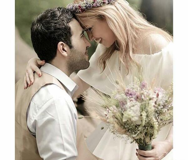 مدل ژست عکس دونفره عروس و داماد
