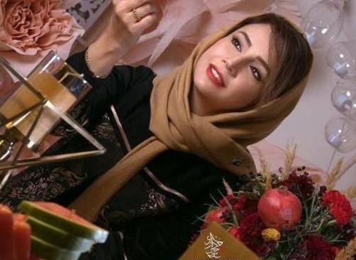 ژست عکس شب یلدا پسرانه