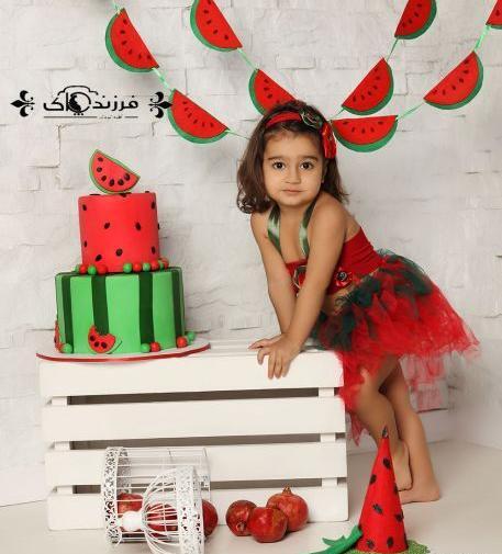 ژست عکس شب یلدا پسرانه