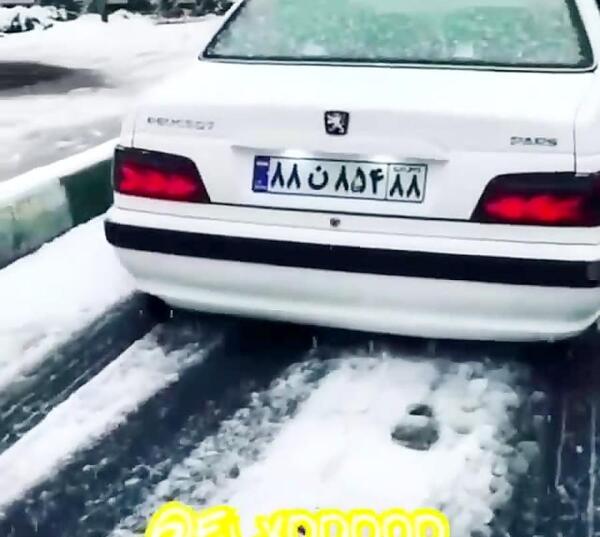 عکس پژو پارس در برف