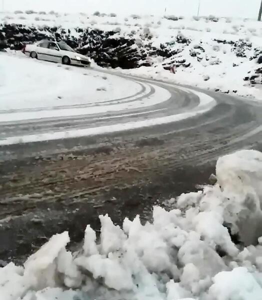 عکس پژو پارس در برف