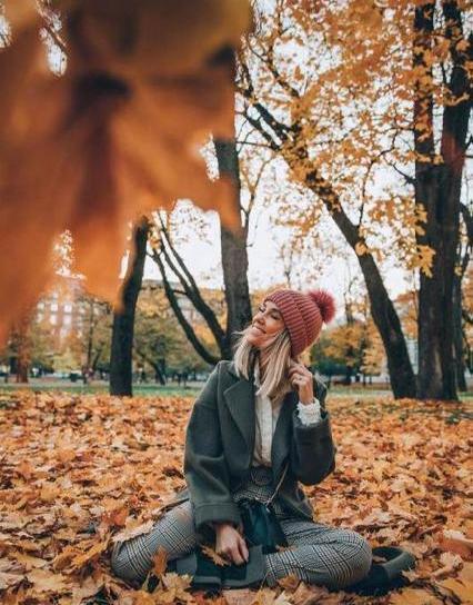 ژست عکس مردانه پاییز