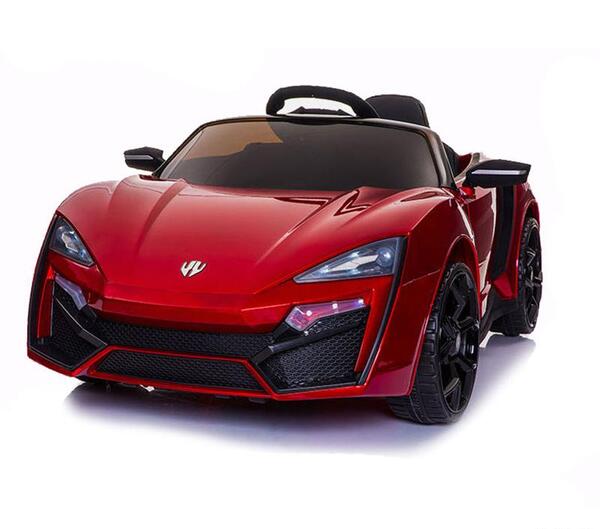 عکس داخل ماشین شارژی لامبورگینی