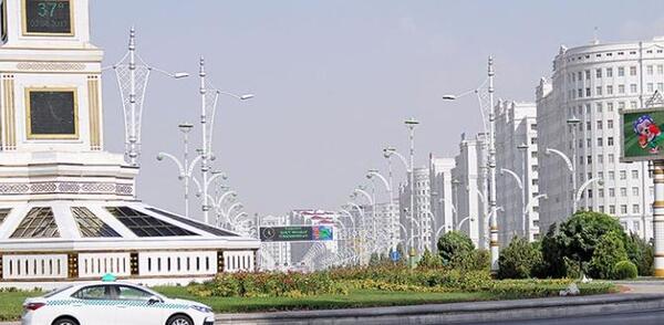 عکس ماشین لامبورگینی کاغذی