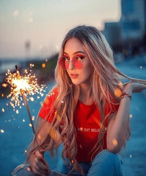 عكاسي تولد ژست عکس با دود رنگی