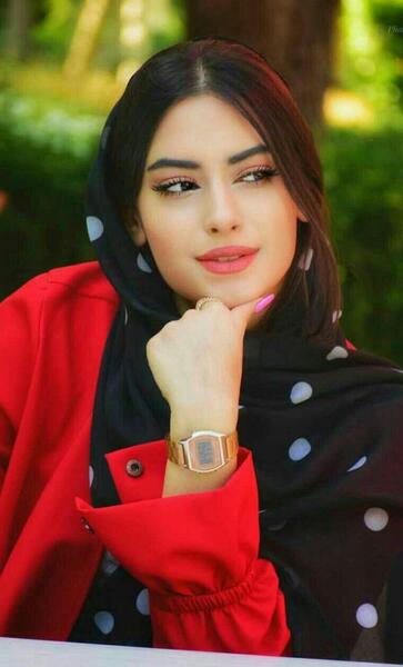 ژست عکس دخترانه ویسگون