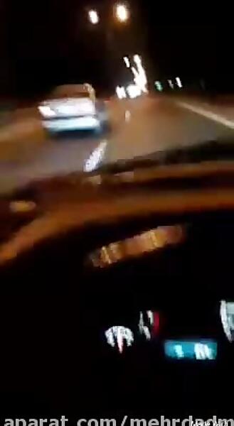 عکس پژو پارس در شب
