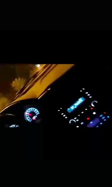 عکس پژو پارس در شب