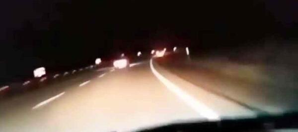 عکس پژو پارس در شب