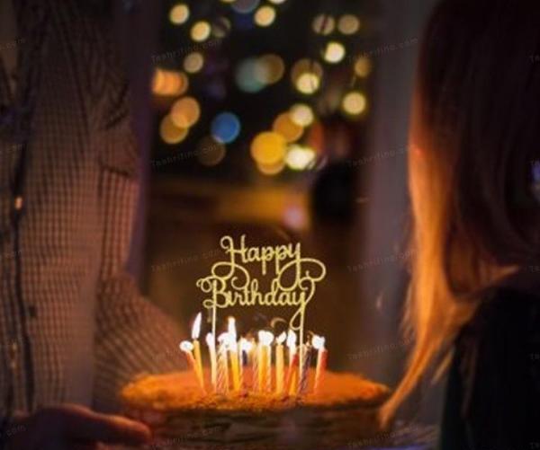 ایده ژست عکس تولد با کیک