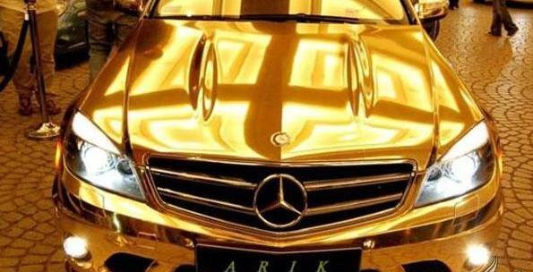 عکس ماشین لامبورگینی از طلا