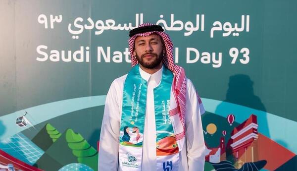 عکس نیمار لباس