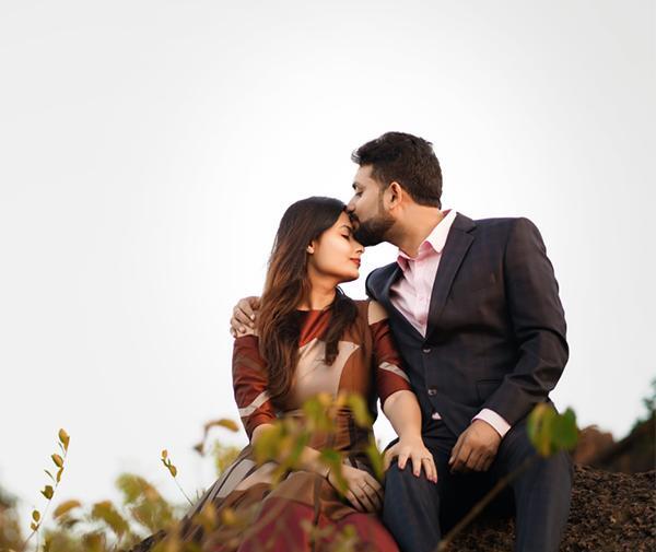 عکس پروفایل پسرانه عاشقانه شاد