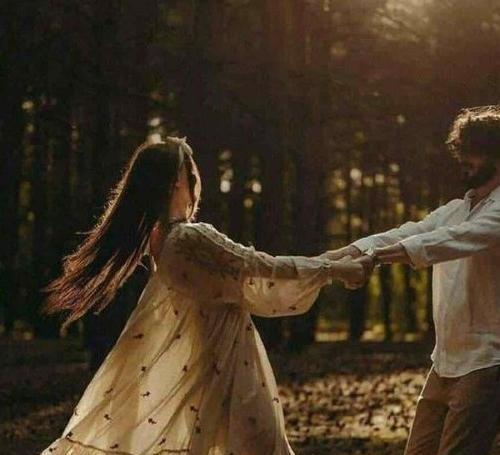 عکس های عاشقانه پروفایل شاد