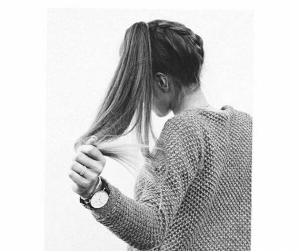 عکس پروفایل غمگین دخترونه سیاه سفید