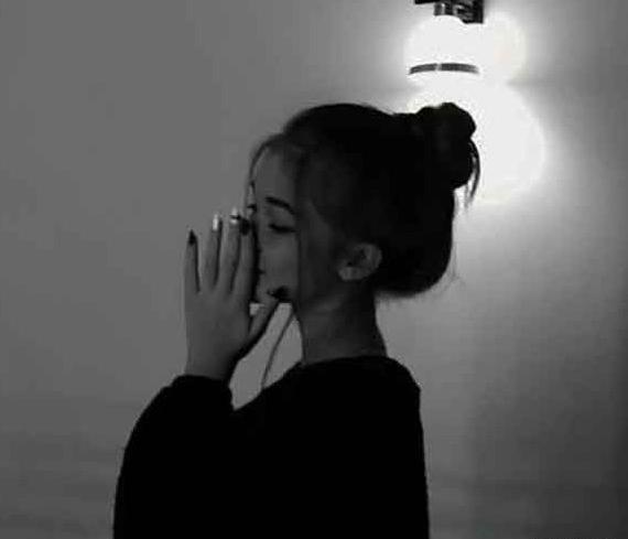 عکس های جدید دخترانه غمگین برای پروفایل