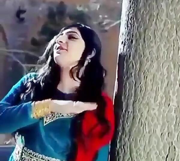 عکس دختر ۱۵ ساله افغانی