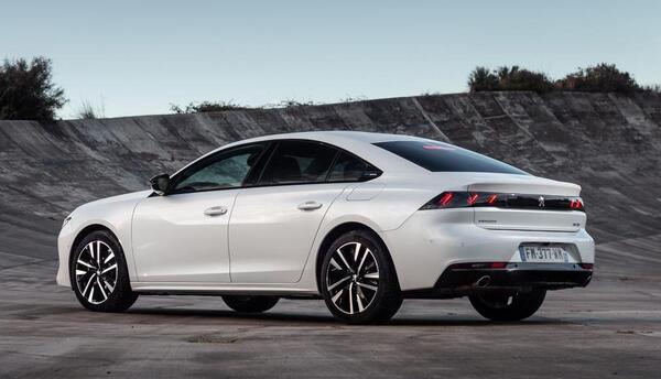 عکس ماشین پژو 508 gt لاین