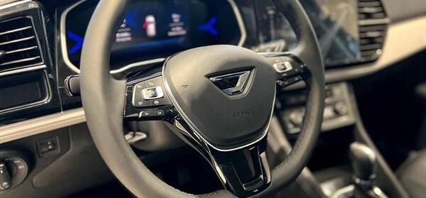 عکس ماشین jetta