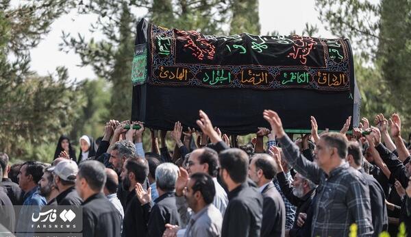 عکس مادر سید رضا نریمانی و همسرش