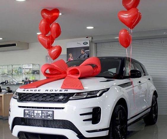عکس ماشین مدل بالا خارجی برای پروفایل