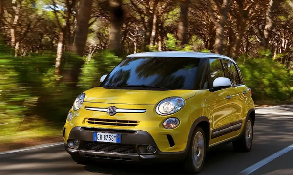 عکس ماشین فیات 500l