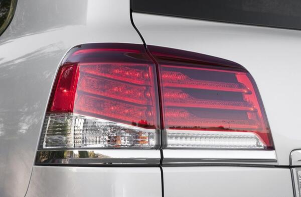 عکس ماشین lx