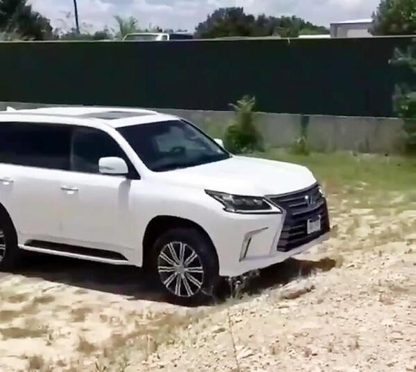 عکس ماشین lx