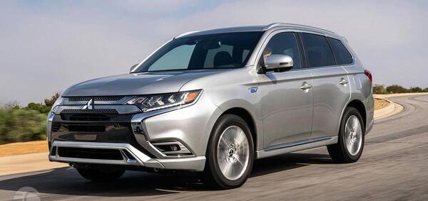 عکس ماشین میتسوبیشی اوتلندر phev