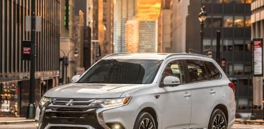 عکس ماشین میتسوبیشی اوتلندر phev