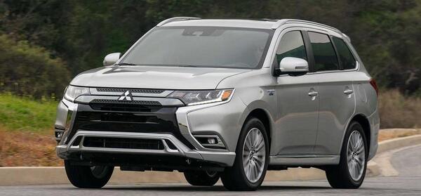عکس ماشین میتسوبیشی اوتلندر phev