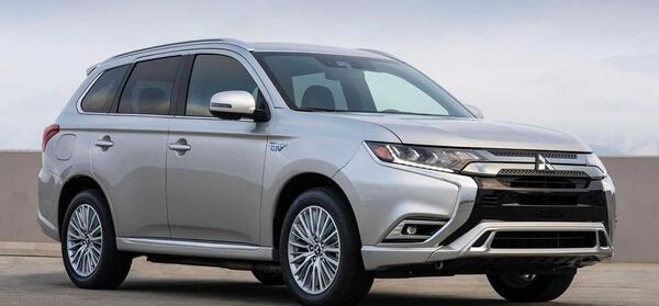 عکس ماشین میتسوبیشی اوتلندر phev