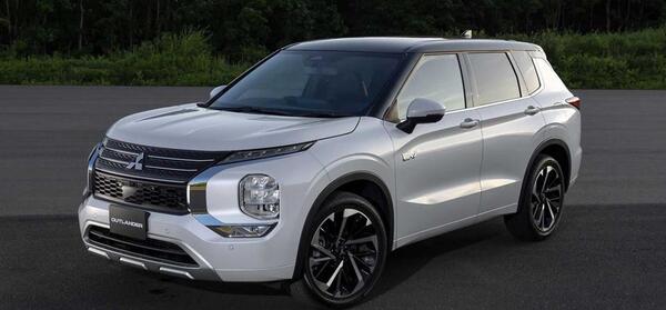 عکس ماشین میتسوبیشی اوتلندر phev