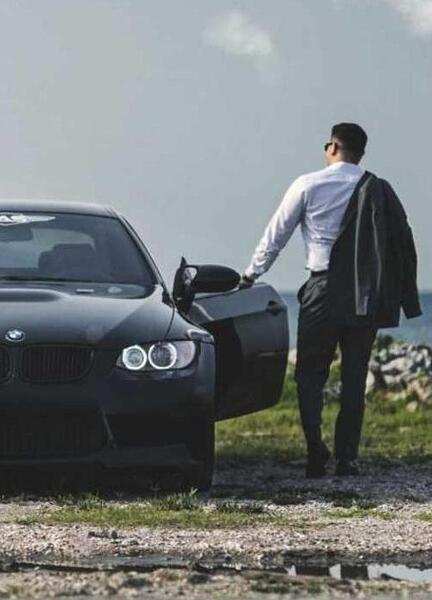 عکس پروفایل پسر با ماشین پارس