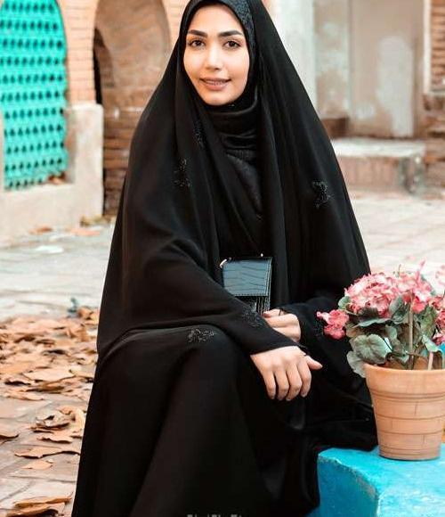 عکس پروفایل دختر چادری در بهار