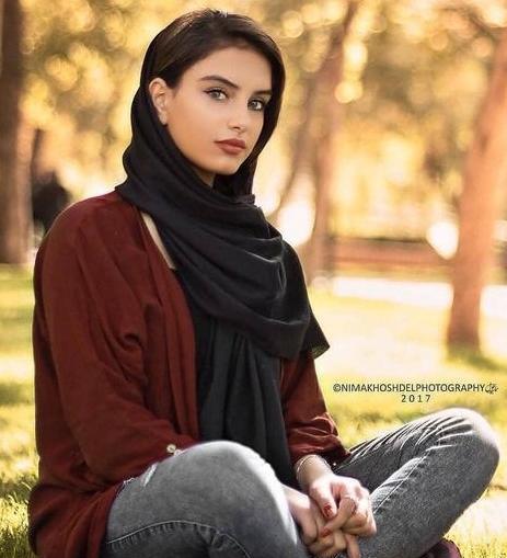 عکس دختر ایرانی ساده 17 ساله خارجی