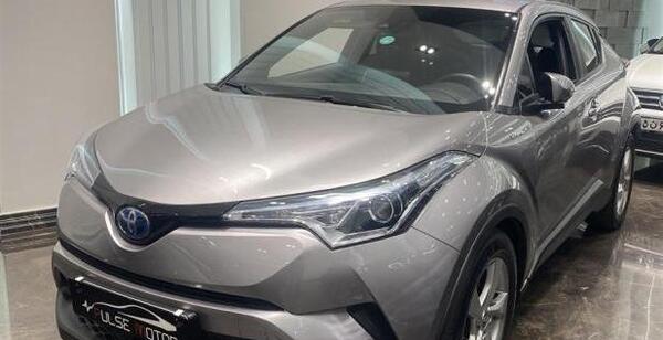 عکس ماشین تویوتا c-hr دیفرانسیل جلو