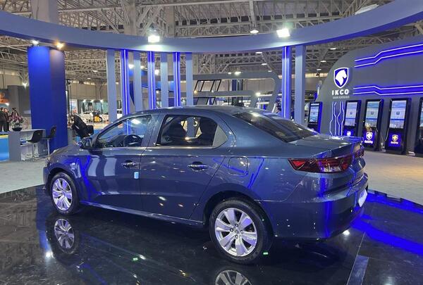 عکس ماشین تارا اتوماتیک v4 lx