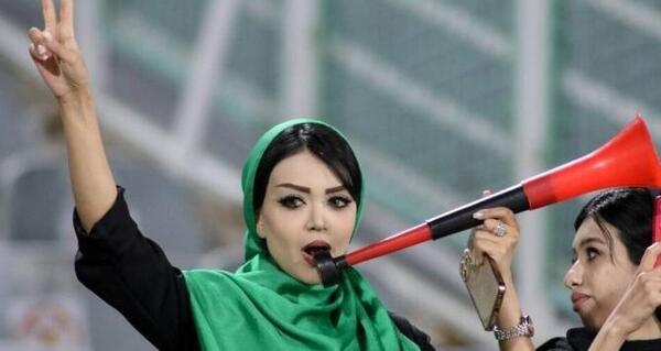 عکس پروفایل یک دختر و دو پسر
