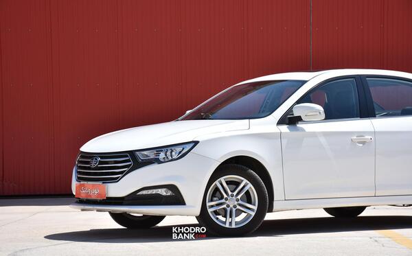 عکس ماشین بسترن b30