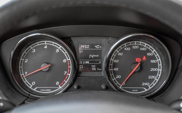 عکس ماشین بسترن b30